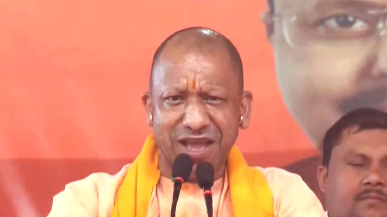 যোগী আদিত্যনাথ।