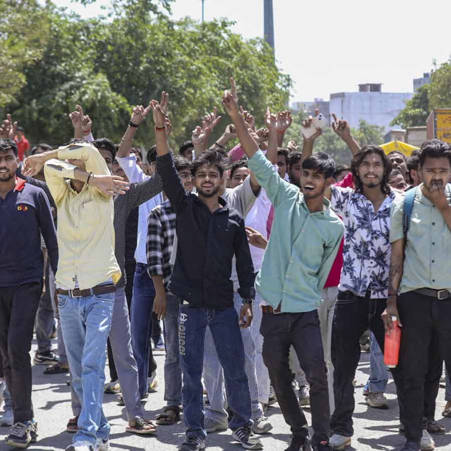 Why the workers protesting in Noida, what are their demands dgtl