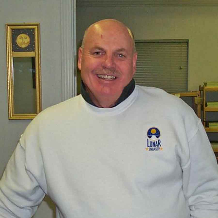 Dennis Hope, The American Who Claimed the Moon and Made Millions Selling Lunar Real Estate