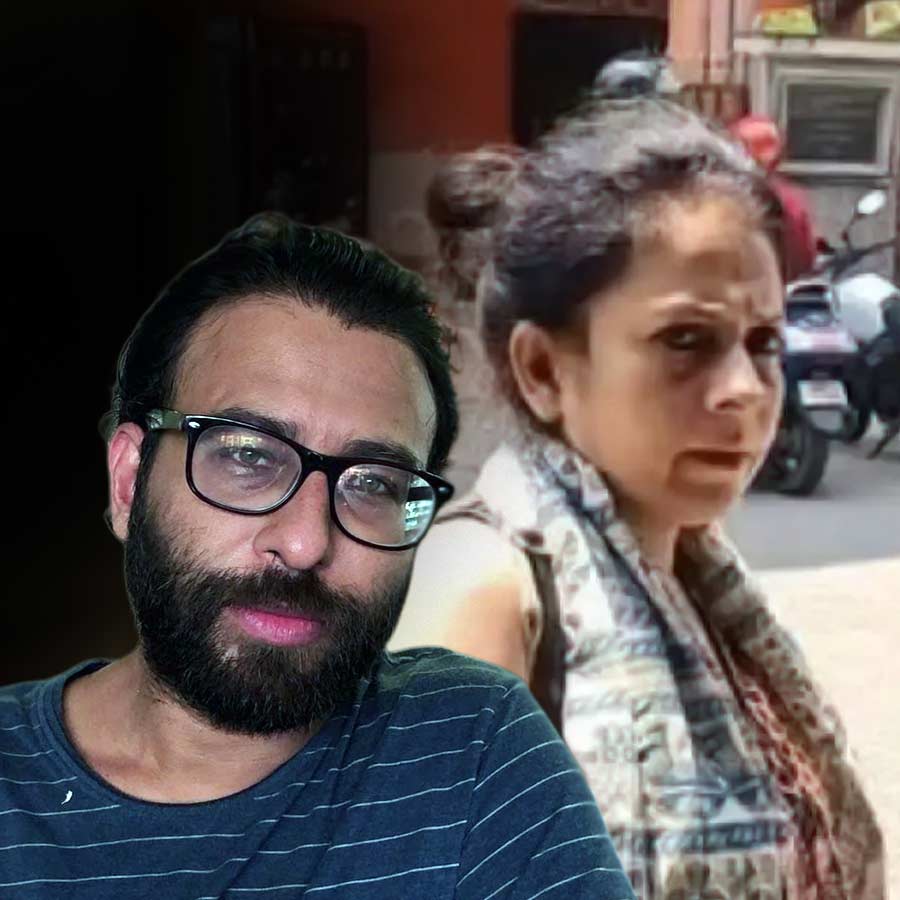 উৎসবের খোঁজ না পেয়ে কান্নায় ভেঙে পড়লেন তাঁর স্ত্রী মৌপিয়া।