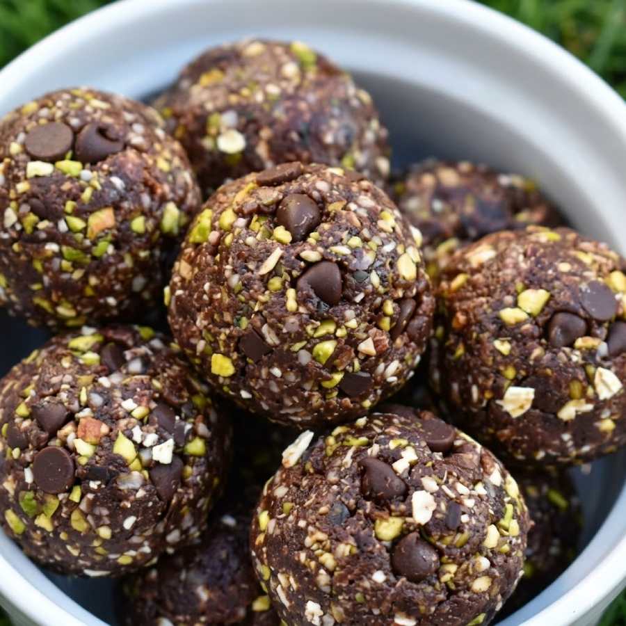 ক্লান্তি কাটাবে ‘এনার্জি বল’!