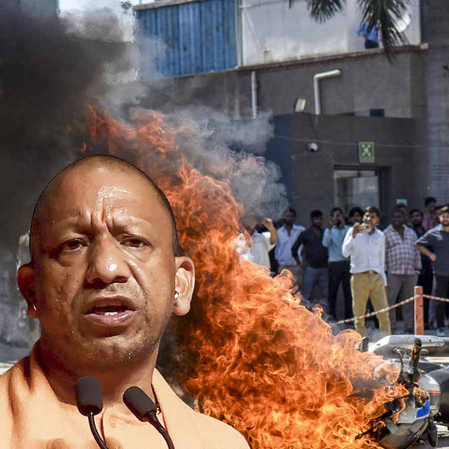 উত্তরপ্রদেশের মুখ্যমন্ত্রী আদিত্যনাথ।