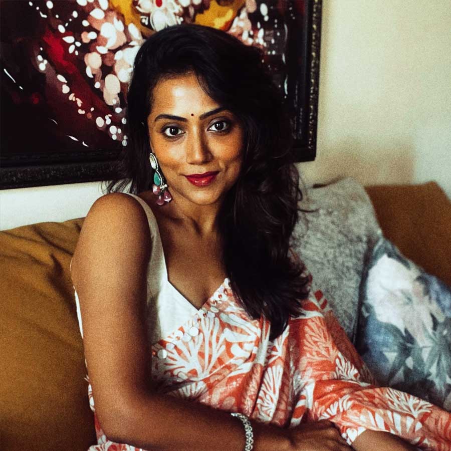 প্রবাসে থাকলেও মনেপ্রাণে বাঙালি।