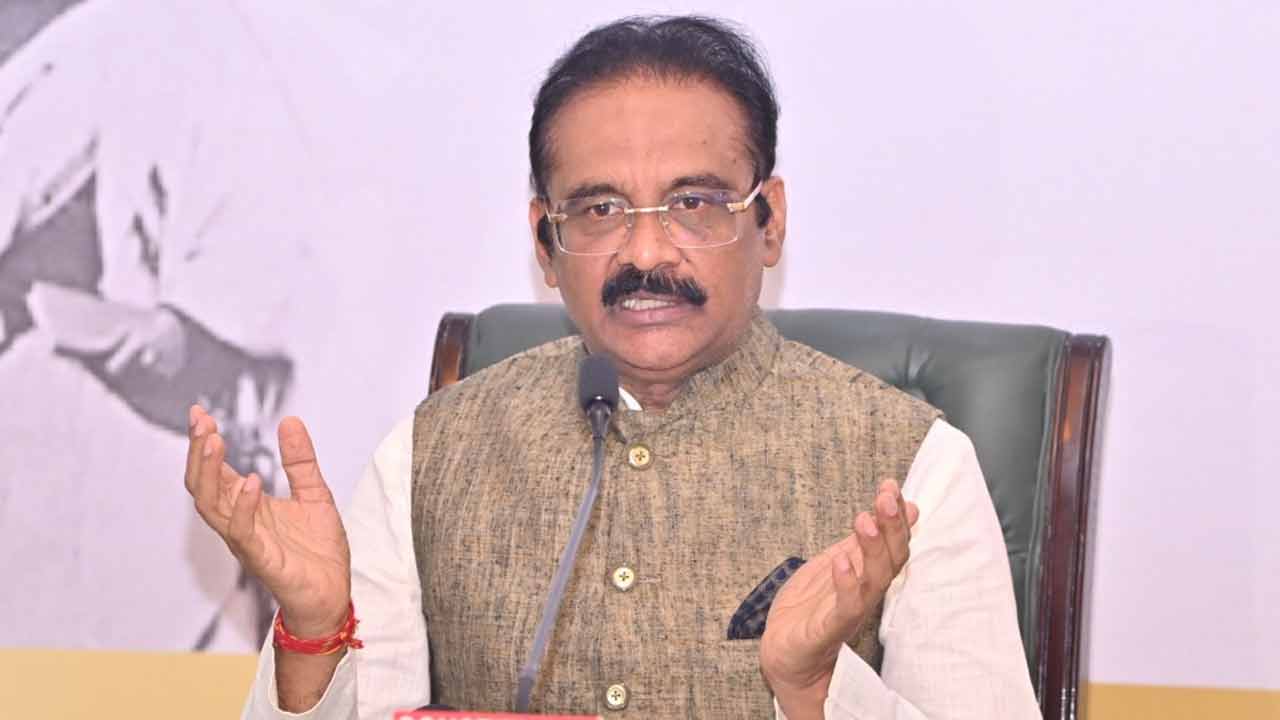 আপের রাজ্যসভা সাংসদ অশোককুমার মিত্তল।