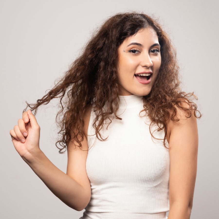 রঙিন কেশের বাহার নষ্ট হতে পারে সামান্য ভুলেই। যত্ন করবেন কোন উপায়ে?