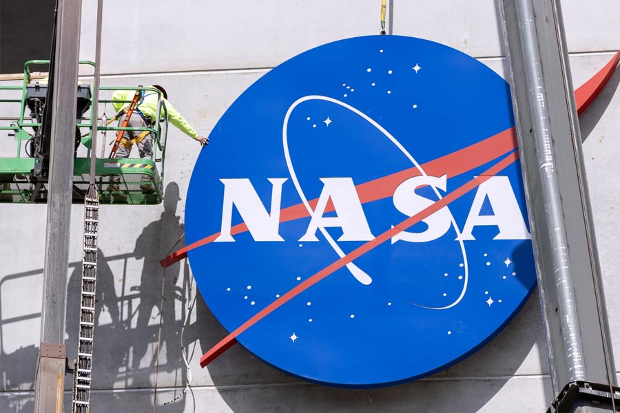 US once plan for nuclear explosion in moon during cold war