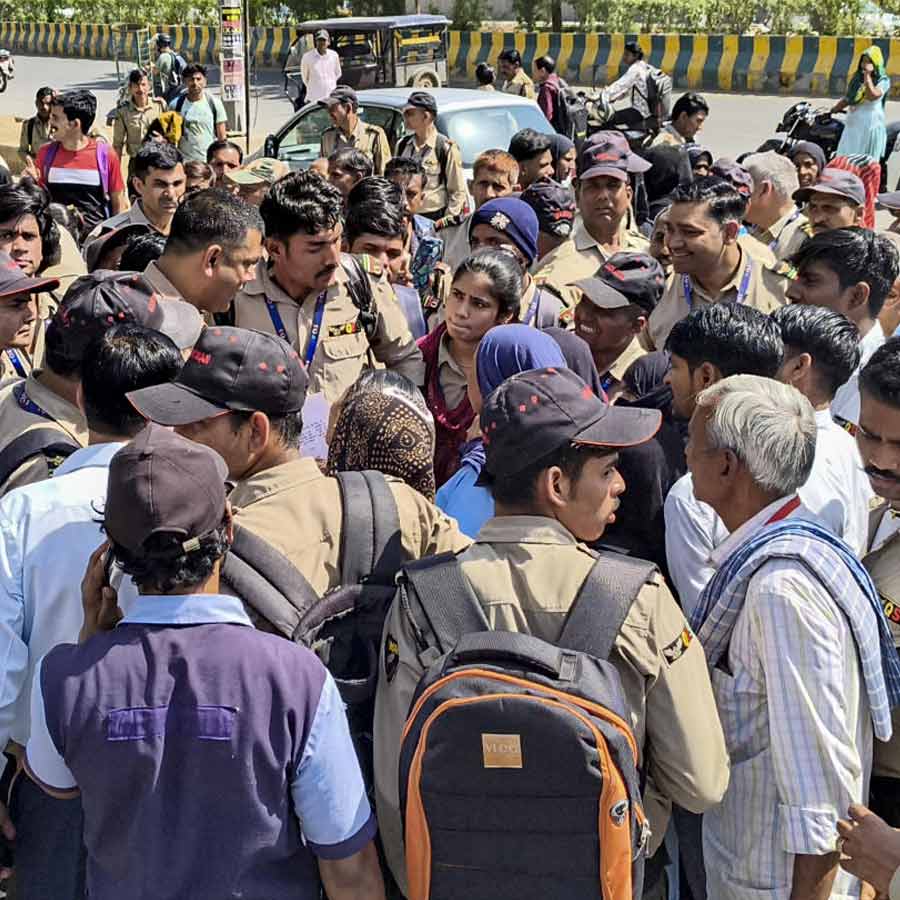 নয়ডার অশান্তিতে বহিরাগতদের হাত! দাবি উত্তরপ্রদেশের সরকারের। ছবি: পিটিআই।