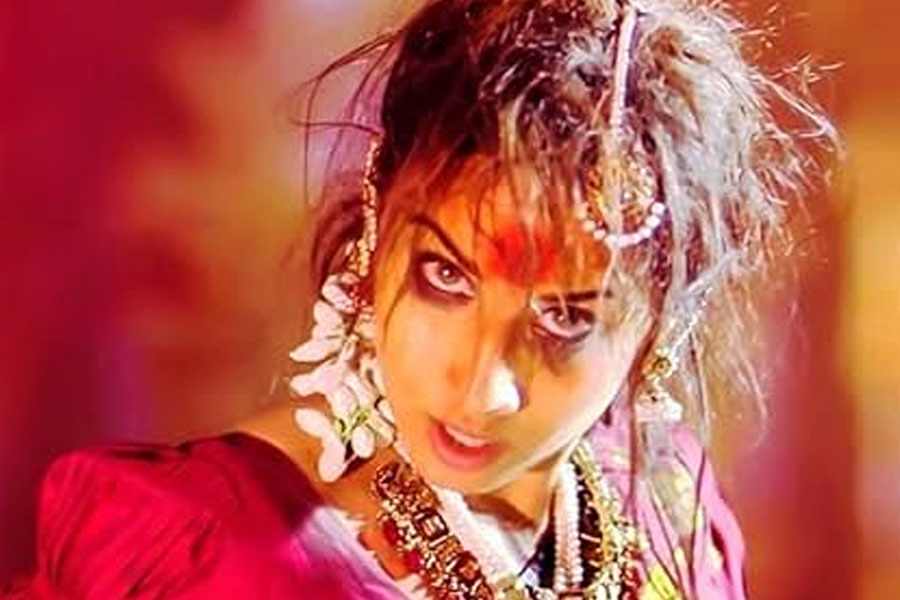 মঞ্জুলিকার চরিত্রে বিদ্যা।