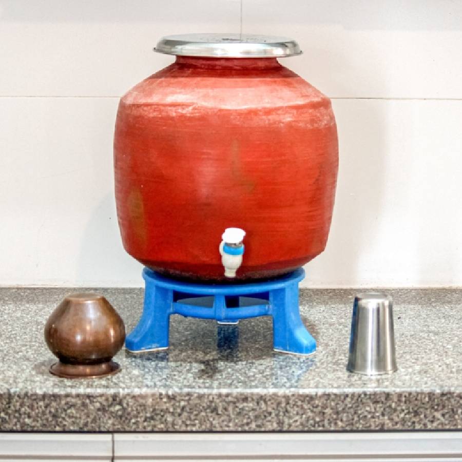 Tips you should follow to keep your matka water cool all day dgtl