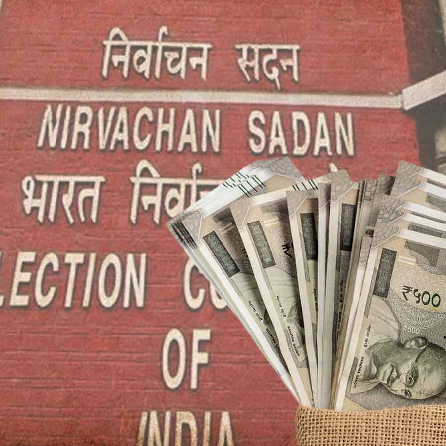 Election Commission steps up reviewing West Bengal election preparedness as seizures reach Rs 416 crore