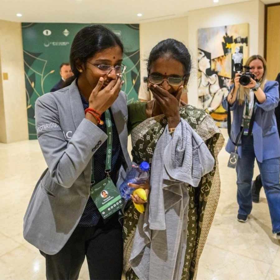 Vaishali Rameshbabu victorious in Candidates Chess