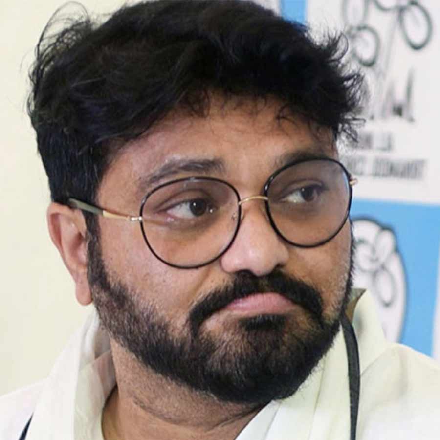 প্রাক্তন তৃণমূল বিধায়ক ও মন্ত্রী বাবুল সুপ্রিয়।