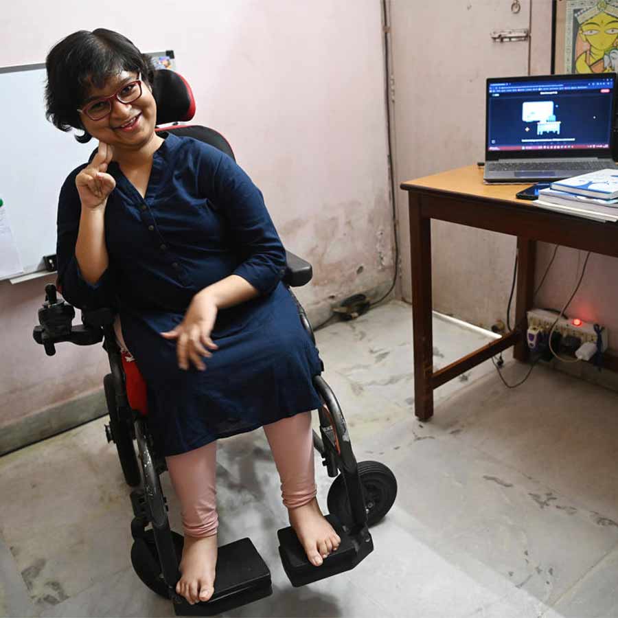 Physically Challenged Debasmita Ghosh scored 98.6 percent marks in CBSE board