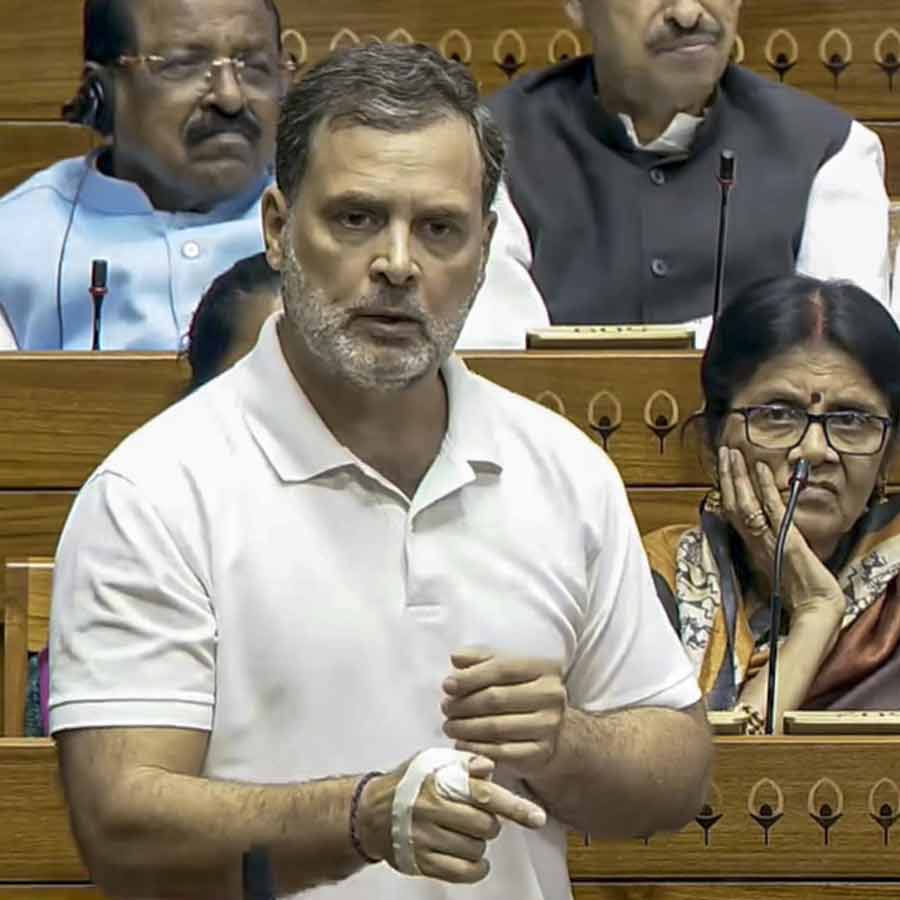 লোকসভায় মহিলা সংরক্ষণ বিল নিয়ে বক্তব্য রাহুল গান্ধীর। ছবি: পিটিআই।