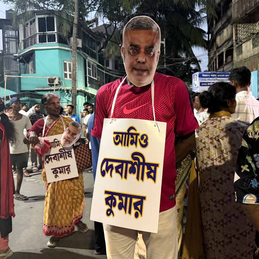 Income Tax Raid in residence of TMC Leader Debasish Kumar dgtl