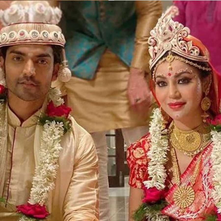 কেন তিন বার বিয়ে করতে হয় দেবিনা-গুরমিতকে?