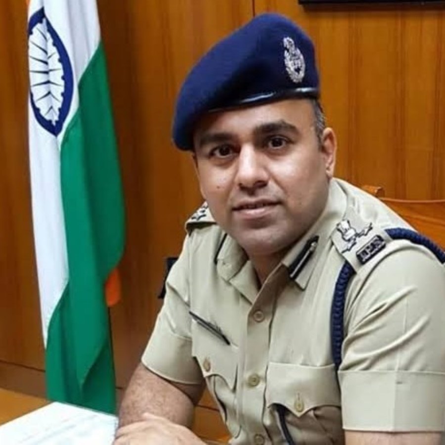 Election Commission removes Bidhan nagar police commissioner dgtl