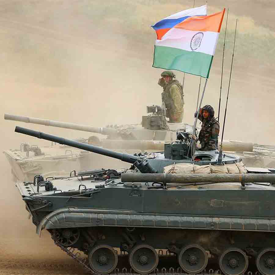 ভারত-রুশ যৌথ মহড়া।