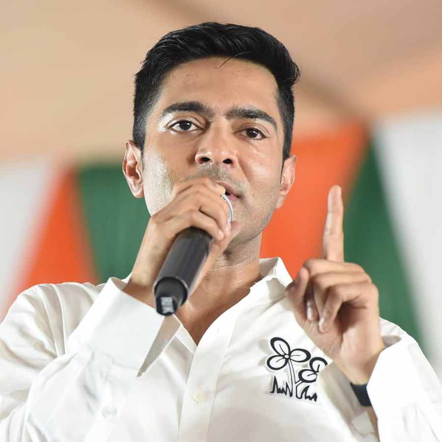 Abhishek Banerjee attacks BJP and Election Commission after roadshow in Murshidabad