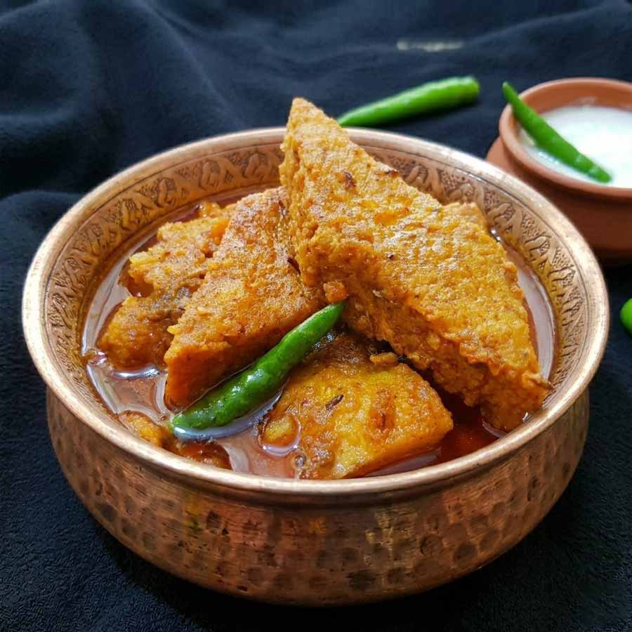 মোচা দিয়ে ধোঁকা ডালনা!