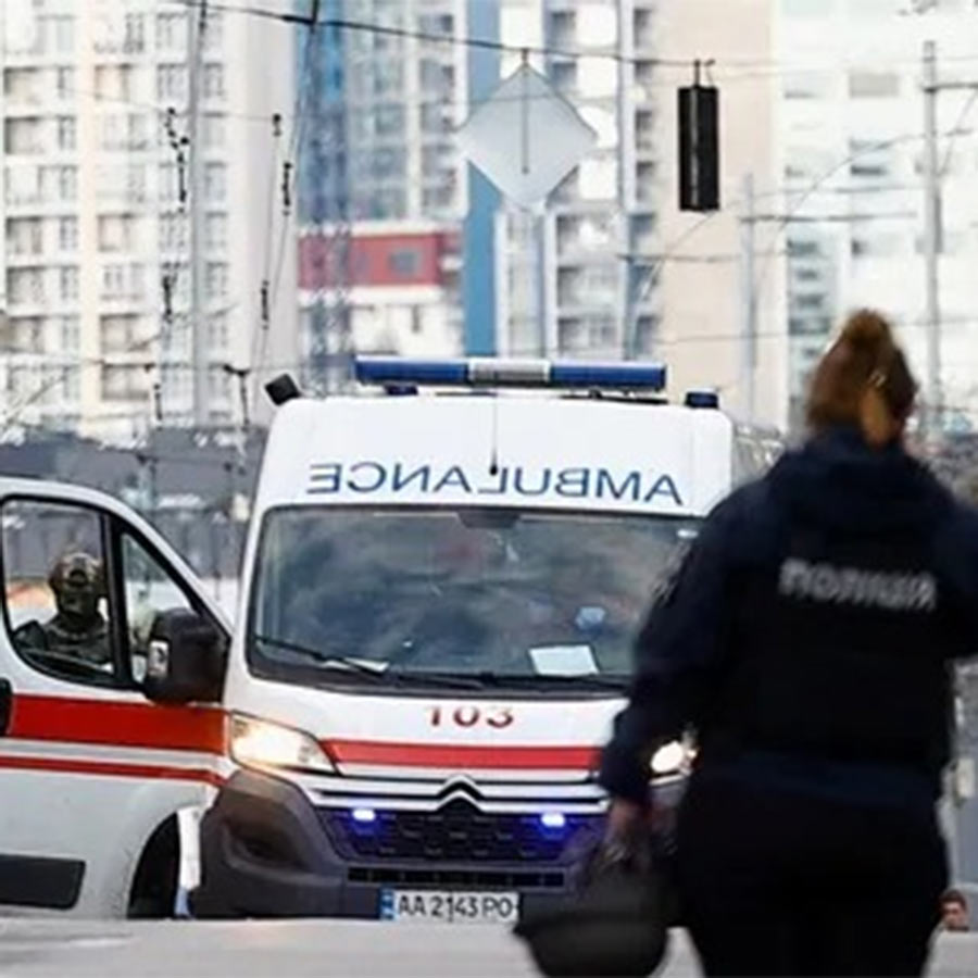 Several deaths in Kyiv shooting, gunman shot dead after hostage situation