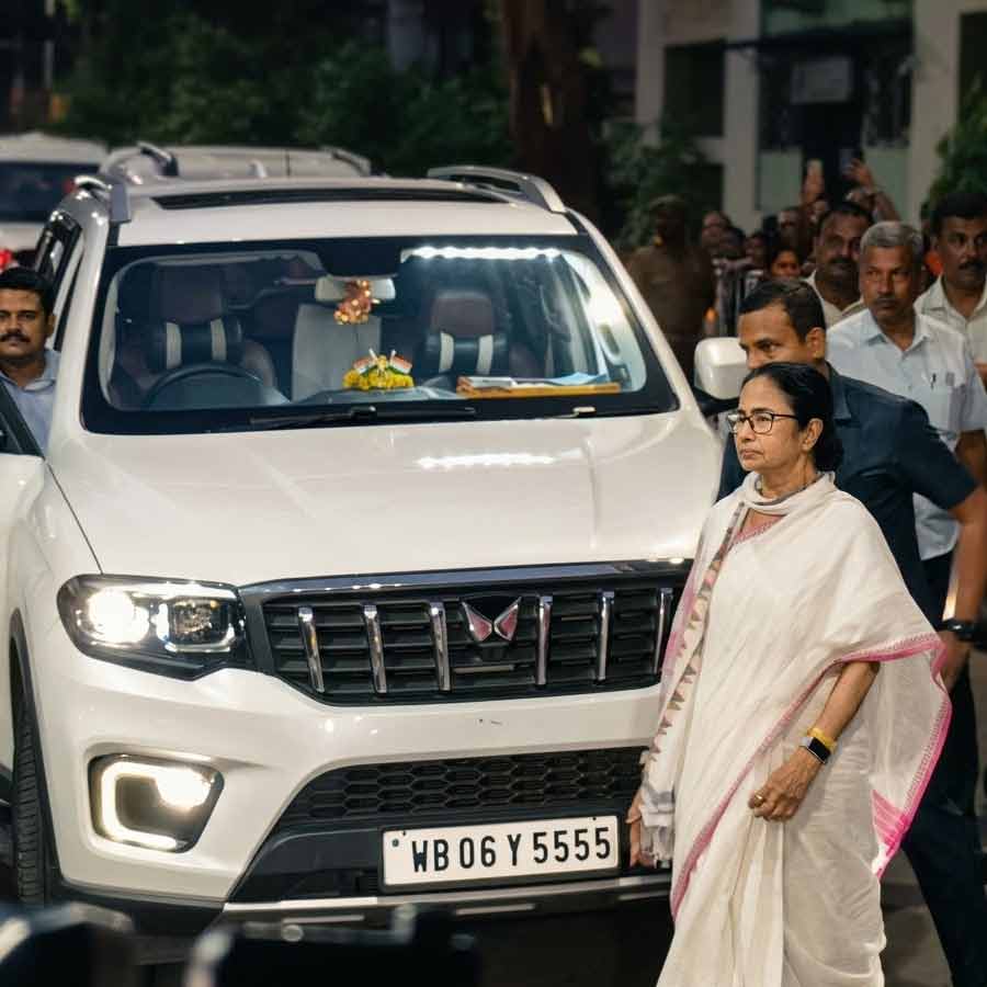 Cm Mamata Banerjee attacks bjp in a Bhabanipur meeting dgtl