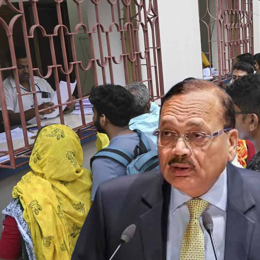 পশ্চিমবঙ্গের এসআইআর মামলা নিয়ে অসন্তুষ্ট সুপ্রিম কোর্টের প্রধান বিচারপতি সূর্য কান্ত।