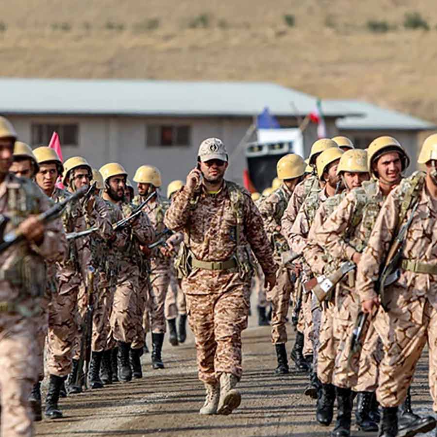 Has a rift emerged between Iran’s political and military leadership IRGC amid peace talk with US 