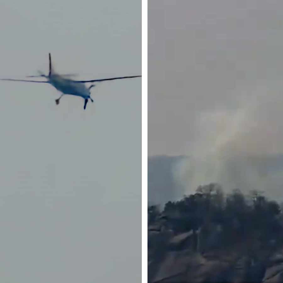 ছত্তীসগঢ়ের পাহাড়ি জঙ্গলে ভেঙে পড়ল বিমান।