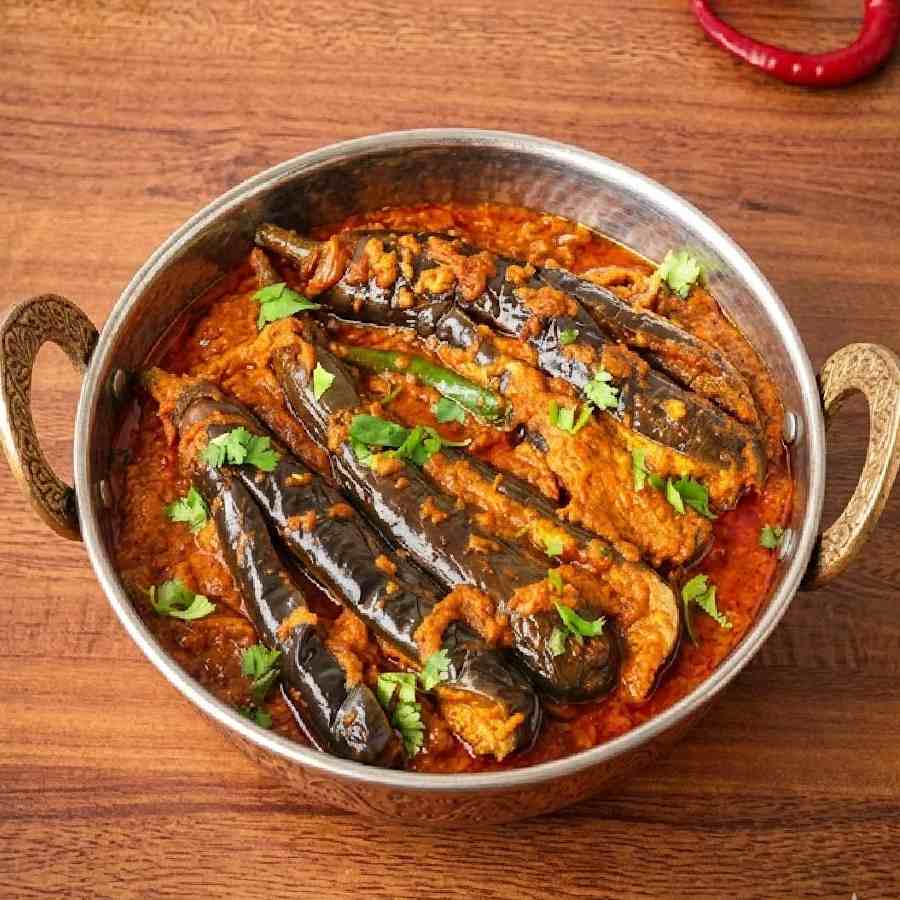 ভিন্ন স্বাদের দই বেগুন।