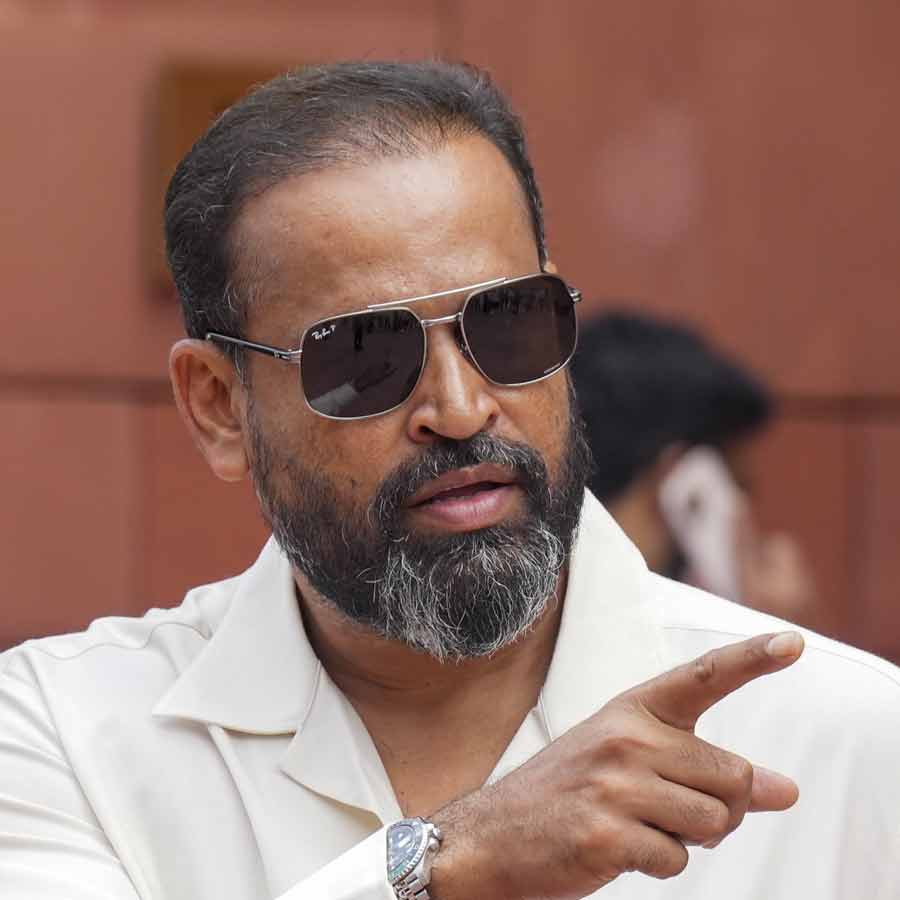 TMC MP and ex Cricketer Yusuf Pathan’s father-in-law and three heldy by police dgtl