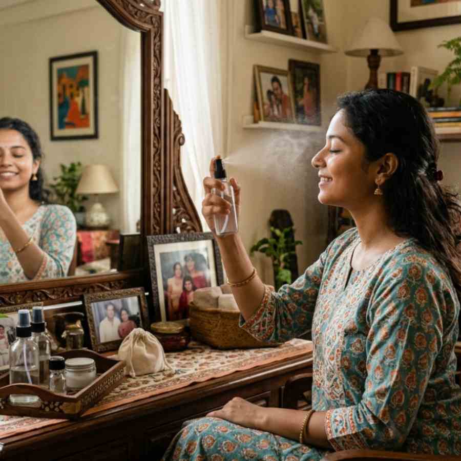 Sweat-Proof DIY Natural Setting Sprays and Mists recipes