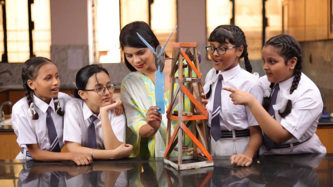 বালবাটিকা এবং প্রথম শ্রেণির জন্য ভর্তির তালিকা প্রকাশ।