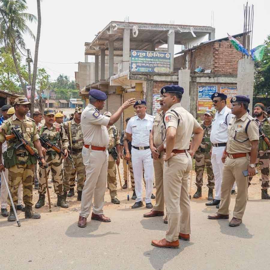 ভোটের আগে পুলিশি তৎপরতা।