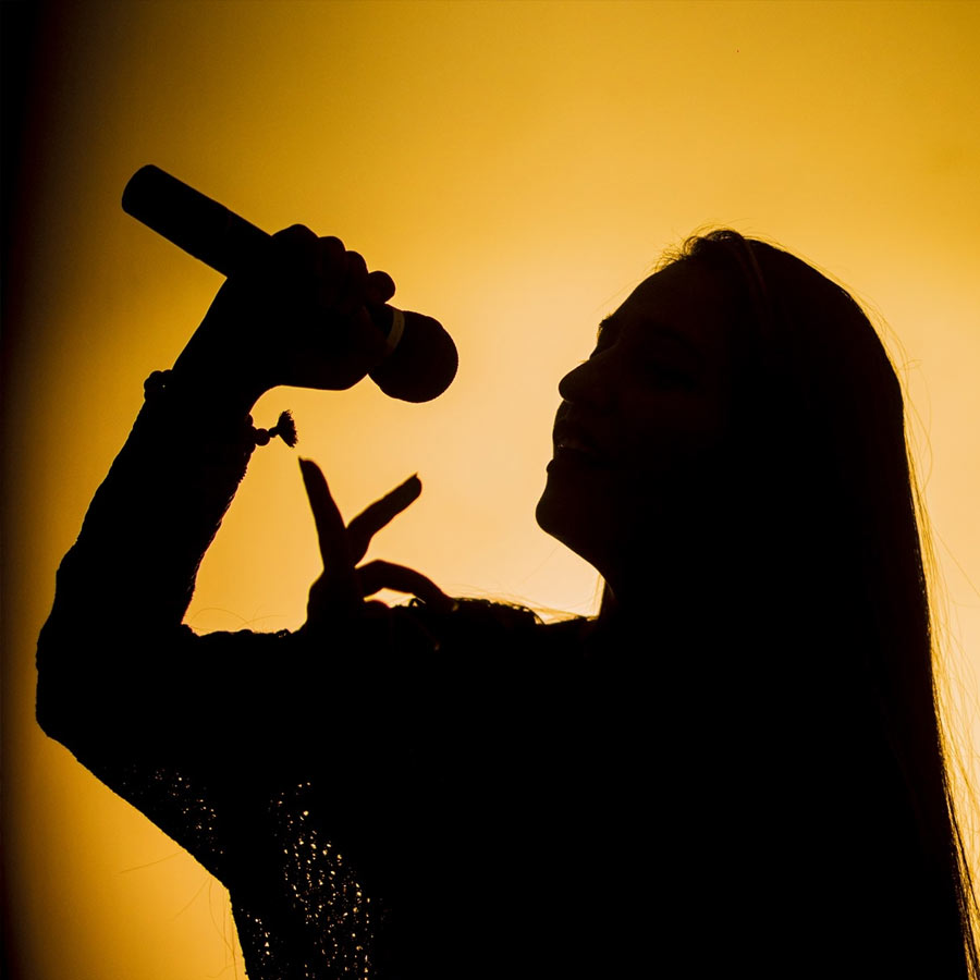 Dhurandhar Fame singer Jasmine Sandlas recall their Struggle days in USA