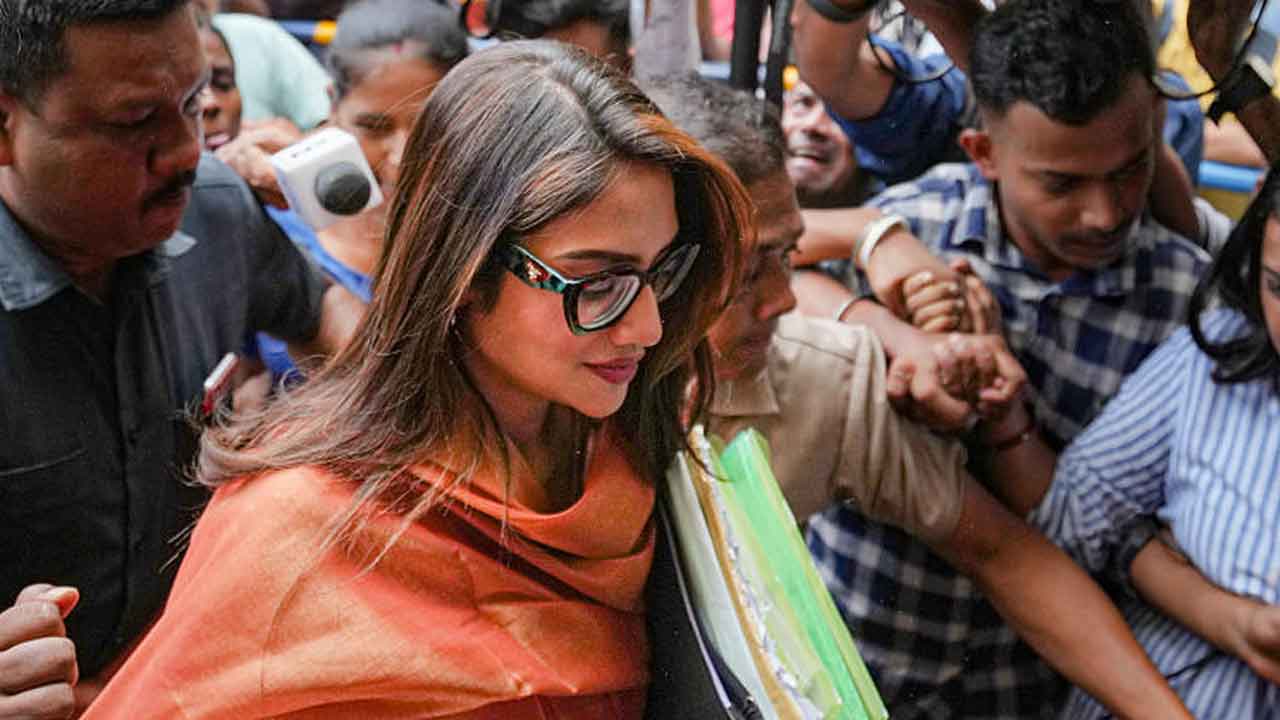 নুসরত জাহান।