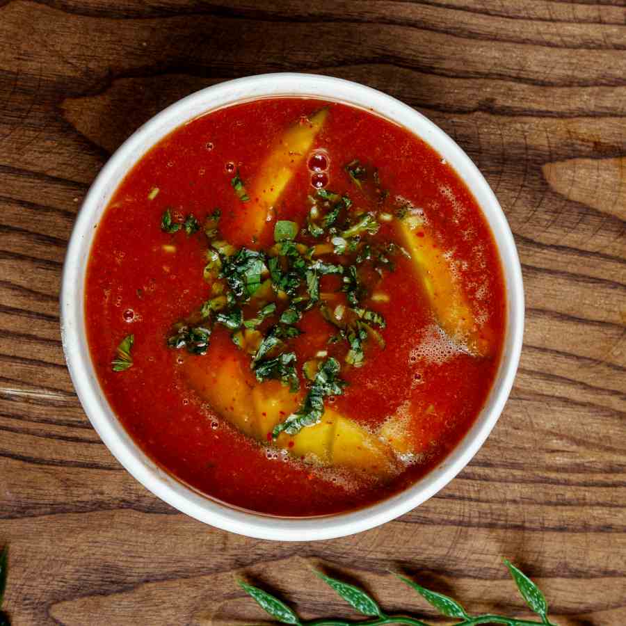 টম্যাটোর স্যুপ।