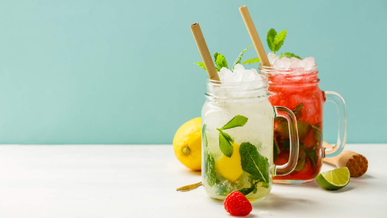 গরমে স্বস্তিও দেবে, পেটও রাখবে ঠান্ডা, বানিয়ে ফেলুন রকমারি পানীয়।