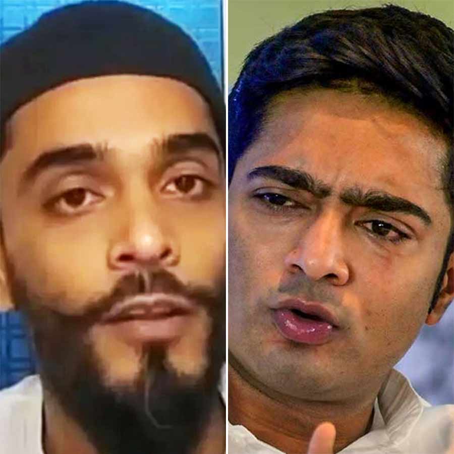 (বাঁ দিকে) আইএসএফ নেতা নওশাদ সিদ্দিকি। তৃণমূলের সর্বভারতীয় সাধারণ সম্পাদক অভিষেক বন্দ্যোপাধ্যায় (ডান দিকে)।
