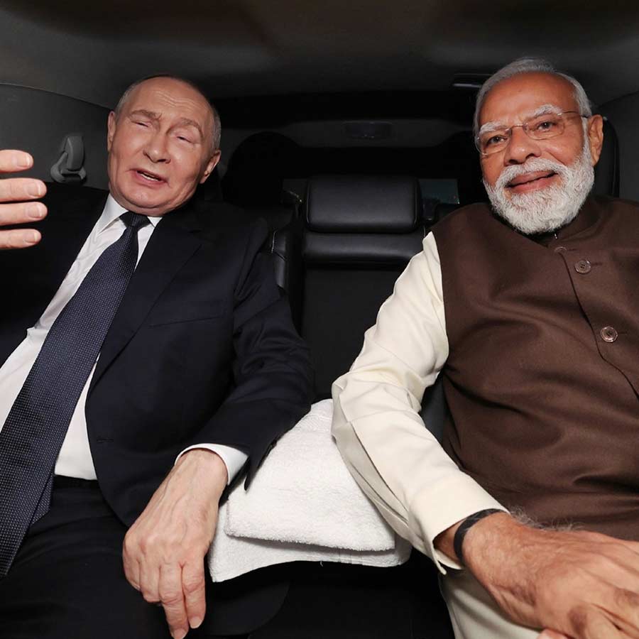 India and Russia Can Station Troops, Warships and Aircraft on Each Other’s Soil