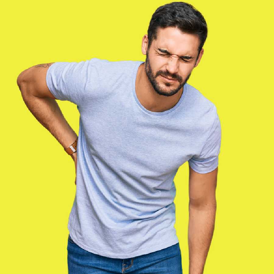 অভ্যাস না বদলালে কমবে না পিঠের যন্ত্রণা।