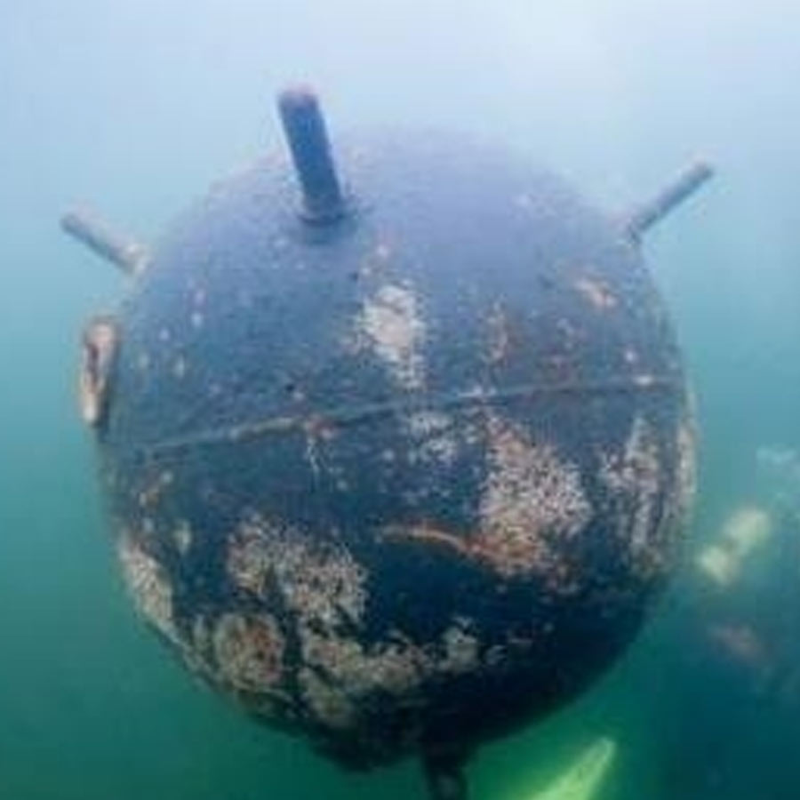 Deadly Underwater Mines in the Strait of Hormuz and How Navies Detect Them