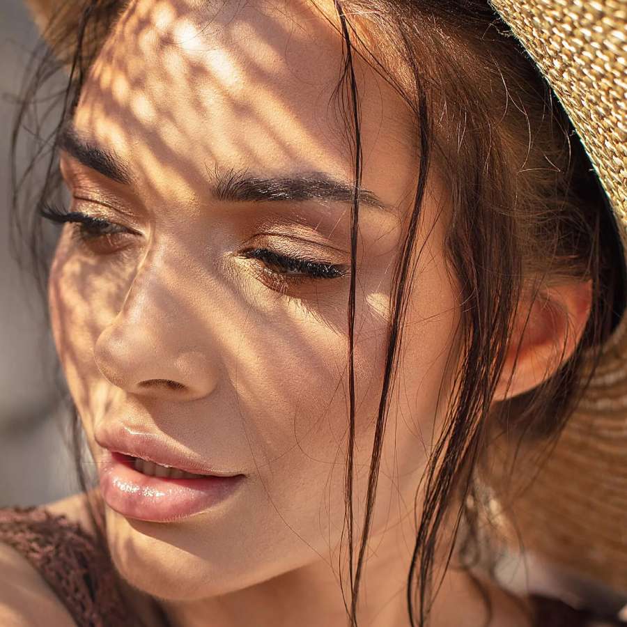 ঘামের সঙ্গে মেকআপ গলে যাচ্ছে?