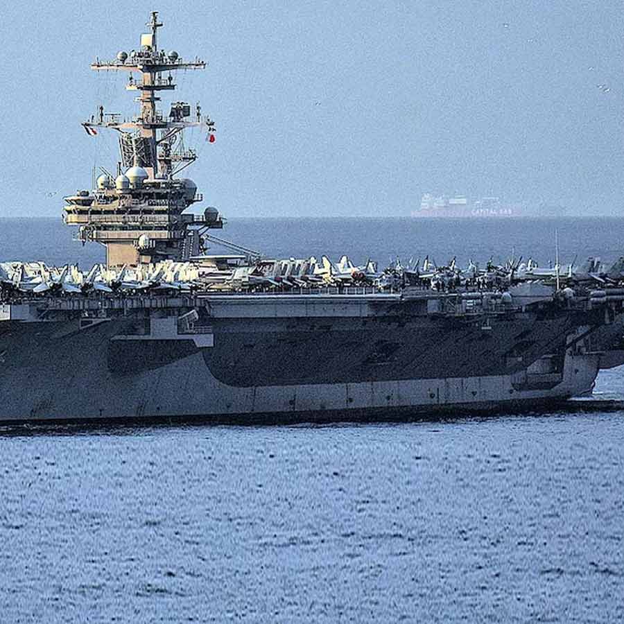 মার্কিন রণতরী ইউএসএস বুশ পৌঁছে গেল পশ্চিম এশিয়ায়। ছবি: সংগৃহীত।