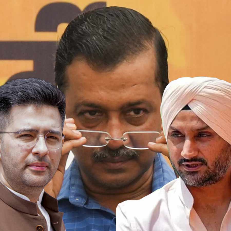 অরবিন্দ কেজরীবালের আম আদমি পার্টি ত্যাগ করেছেন রাজ্যসভার সাংসদ রাঘব চড্ঢা, হরভজন সিংহেরা।