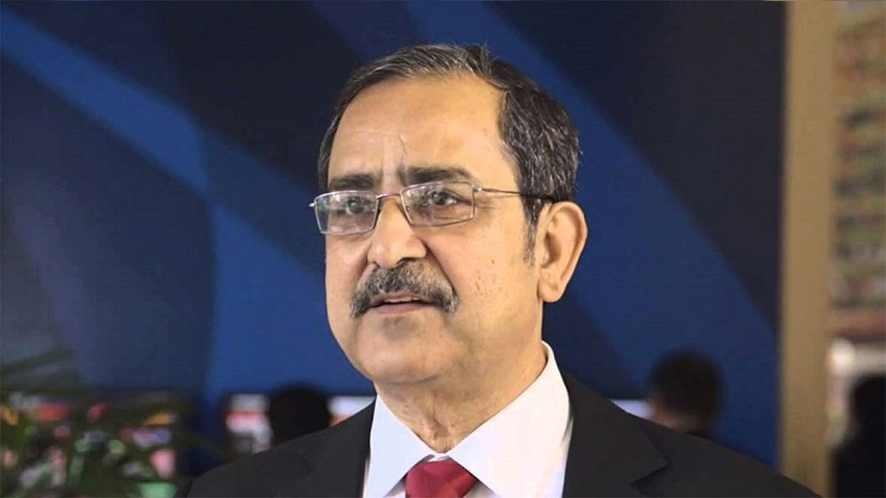 অশোক লাহিড়ি।