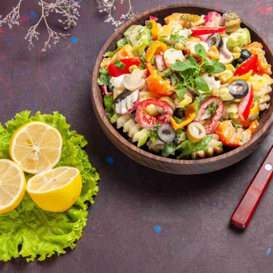 Cool down your Gut, these are some delicious Summer Salads to beat the heat and digestive woes