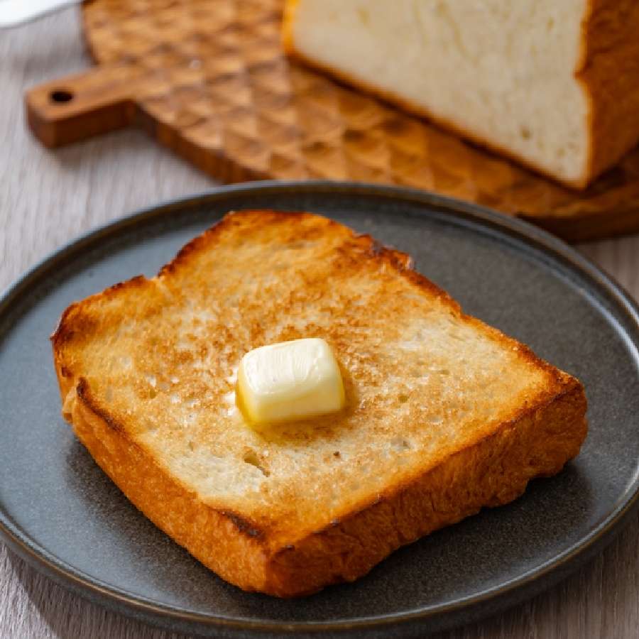 সাধারণ টোস্টকে কী ভাবে স্বাস্থ্যকর বানাবেন?