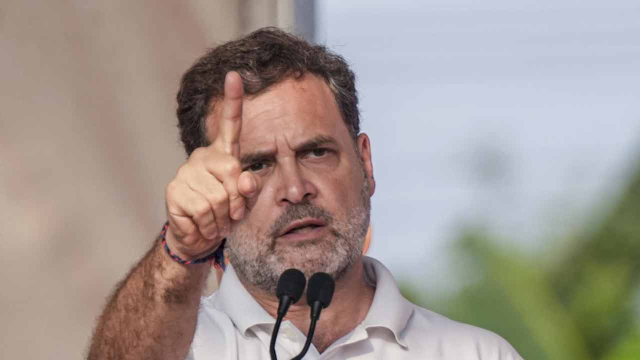 Rahul Gandhi attacks PM Narendra Modi and CM Mamata Banerjee both
