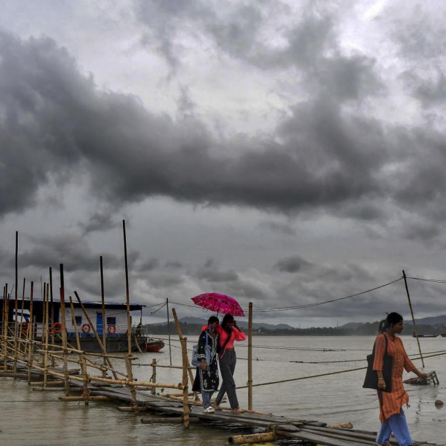 Thunderstorm and rain forecast in Kolkata and other South Bengal districts dgtl